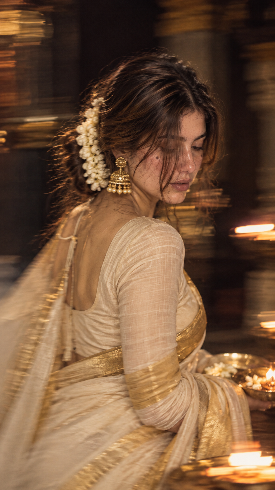 create South Indian saree Motion Blur image with just one Prompt — ChatGPT result 2